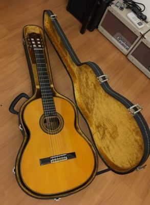 Đàn Guitar Yamaha C400