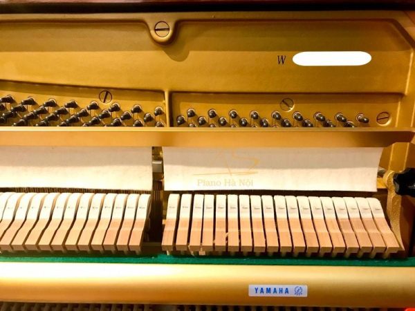 PIANO YAMAHA W106 - 4